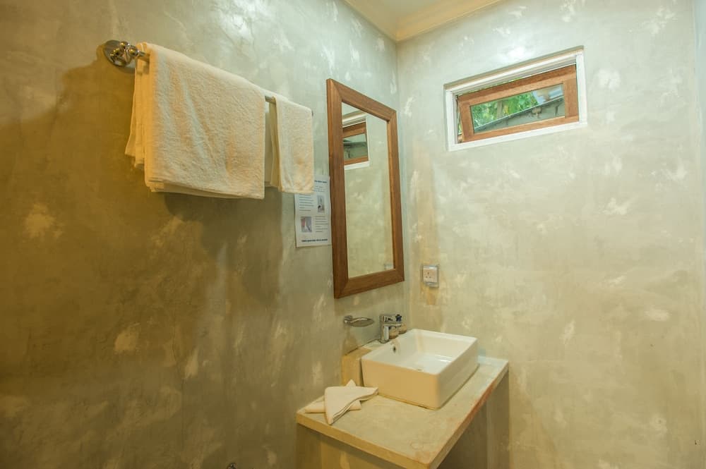 Thoddoo Retreat - View 56