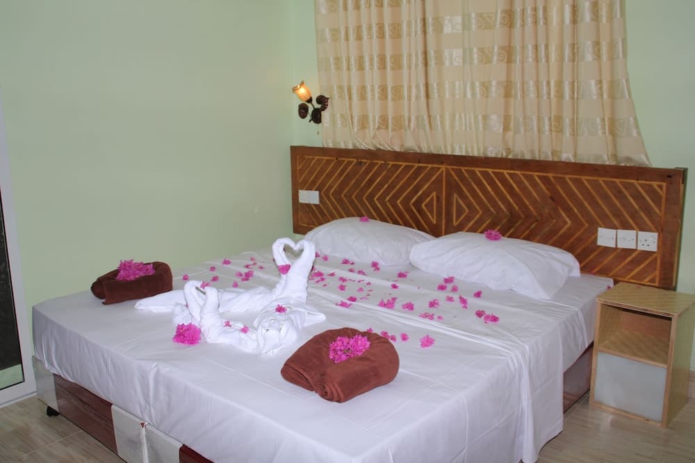 Medhufaru Inn - View 18