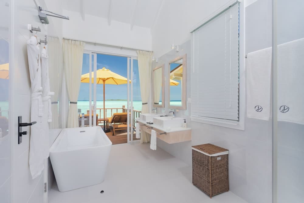 Dhigufaru Island Resort - View 51