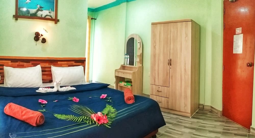 Medhufaru Inn - View 80