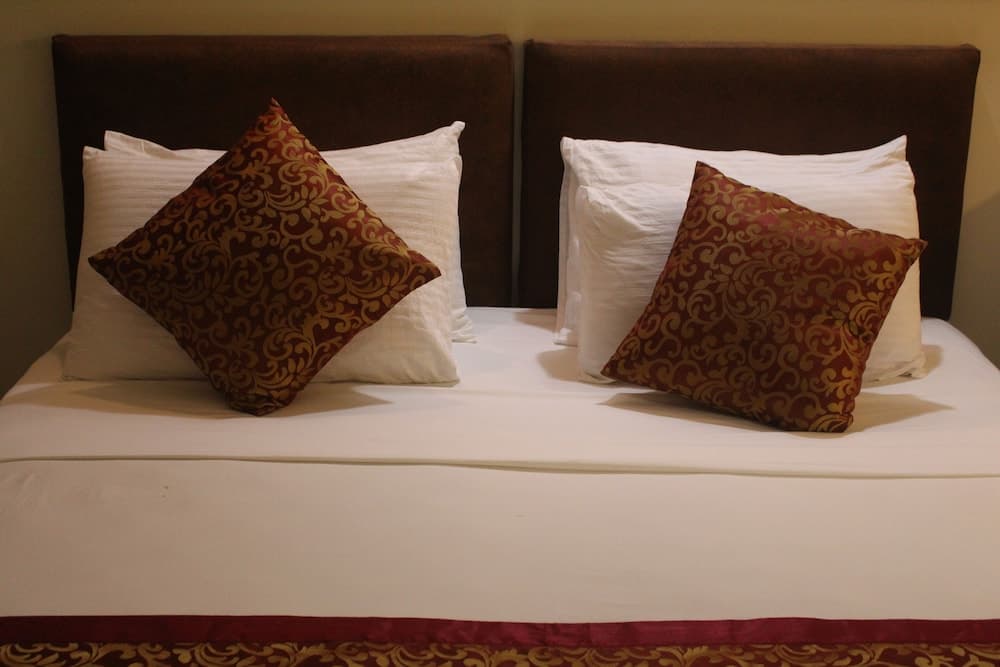 ONE ON INN - View 49