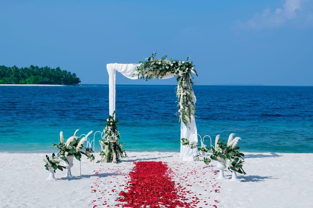 The Westin Maldives Miriandhoo Resort - View 102