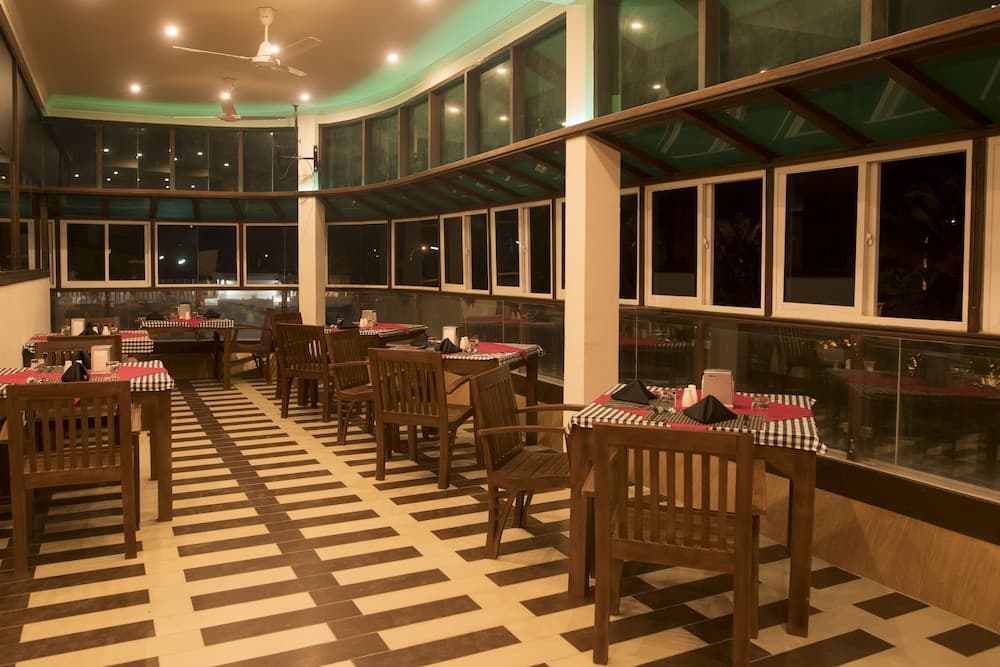 Global Residence - View 32