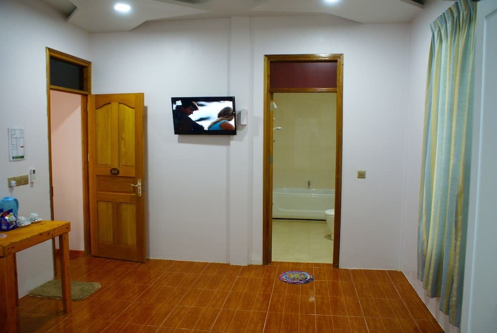 Hulhudheli Inn - View 59