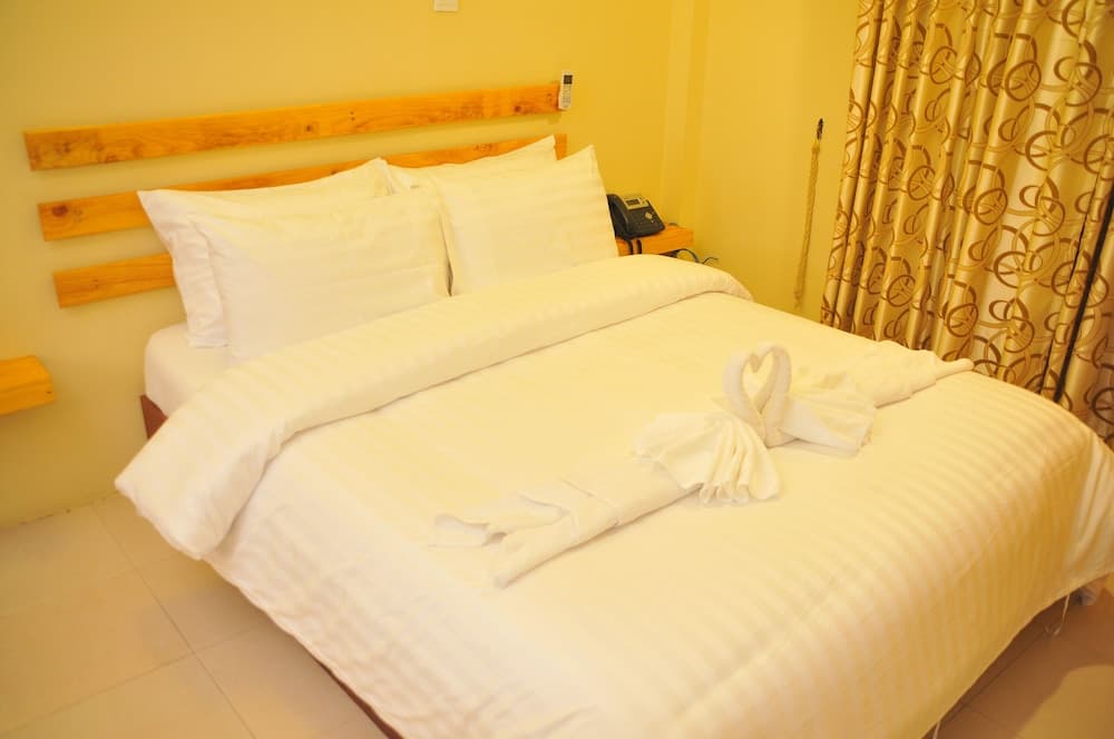 Koamas Lodge - View 24