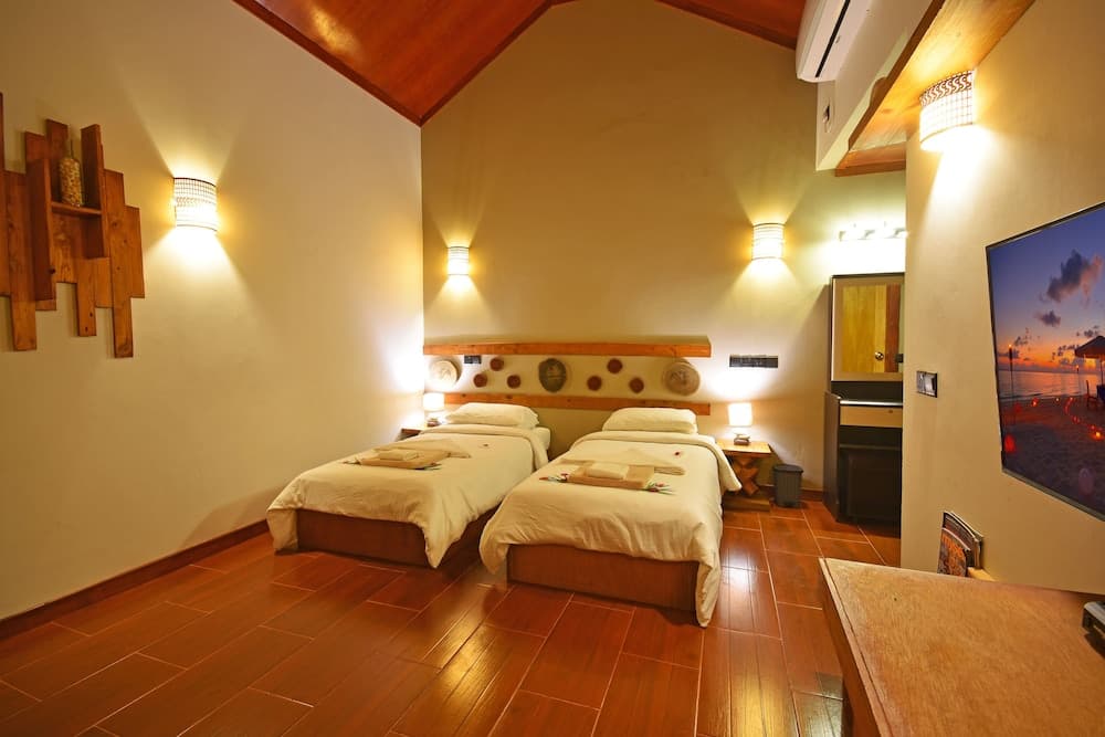 Beach Villa Ukulhas - View 8