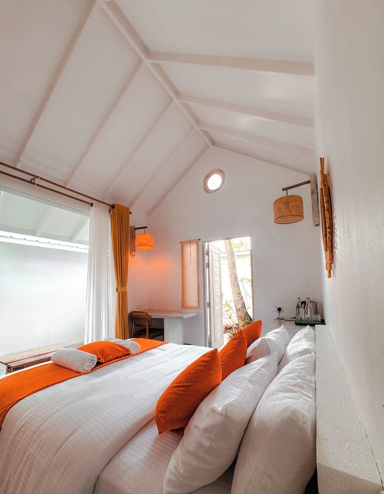 101 Retreat - View 5