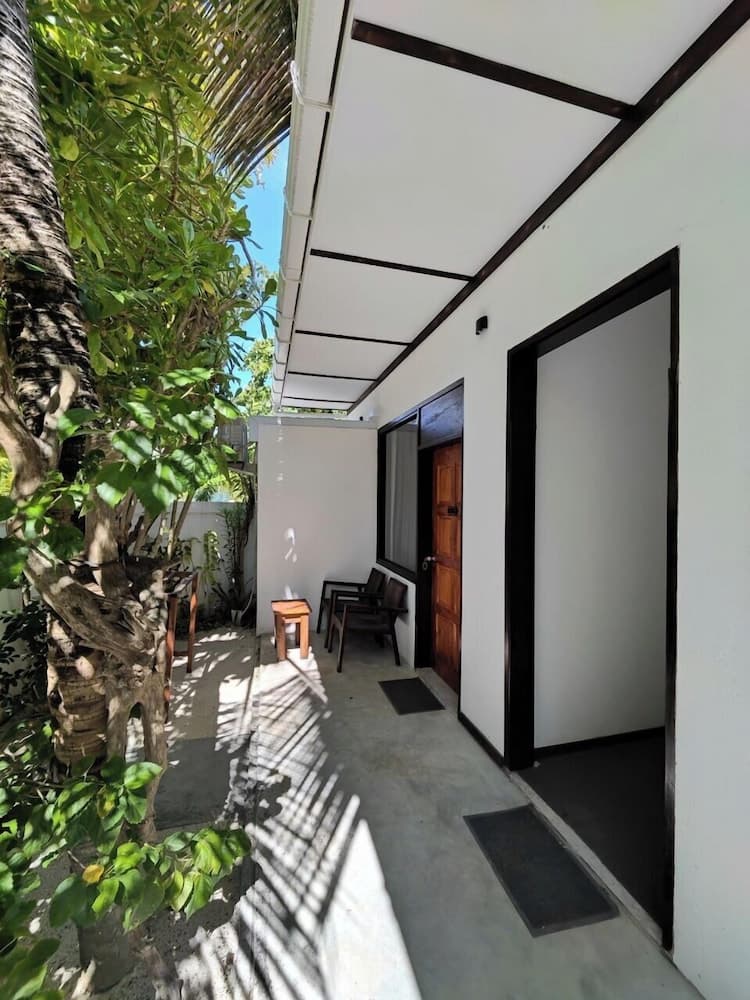 Seascape Retreats Dhigurah - View 22