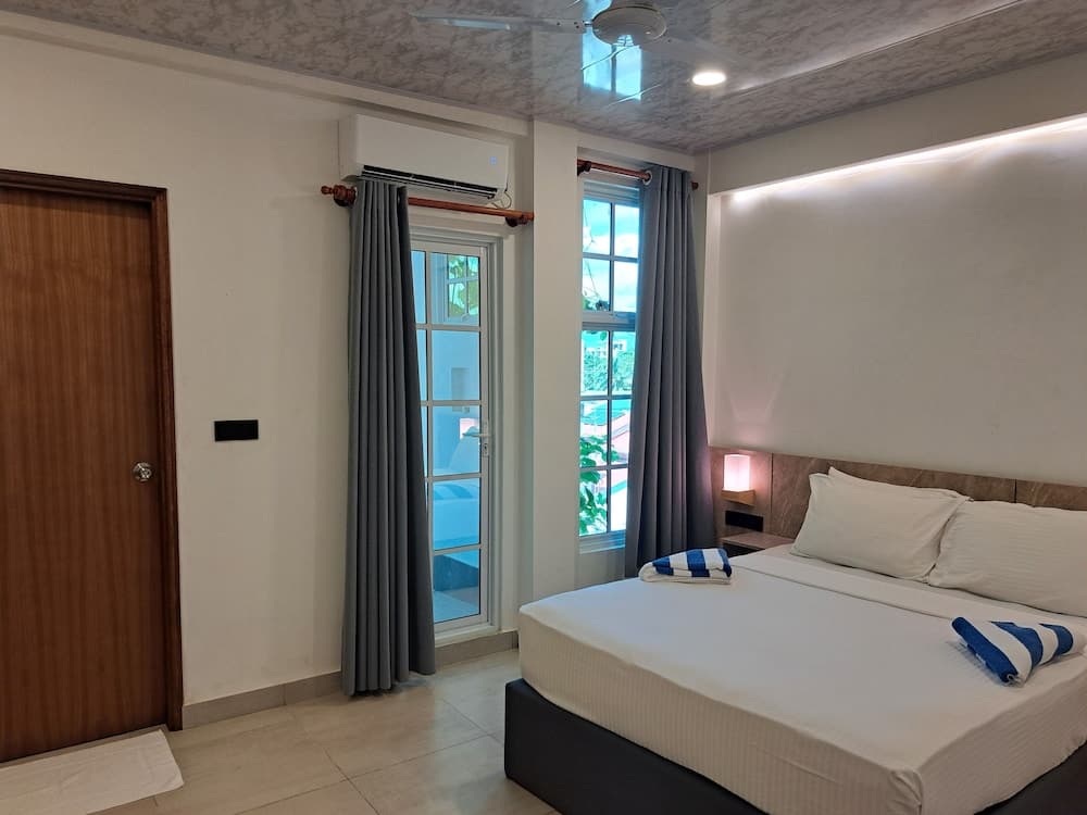 Shams Thoddoo - View 19