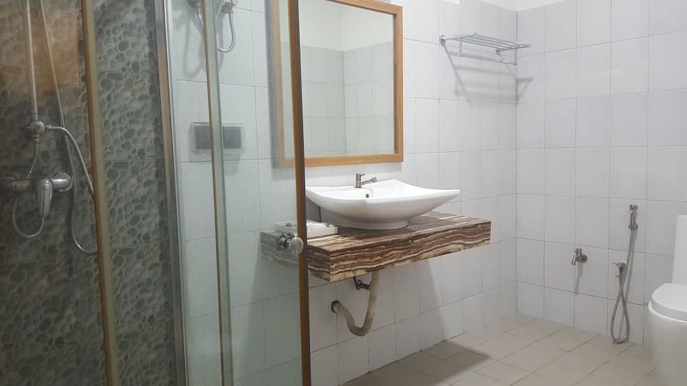 White Diamond - View 9