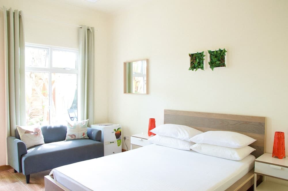 Three Hearts Guesthouse - View 59