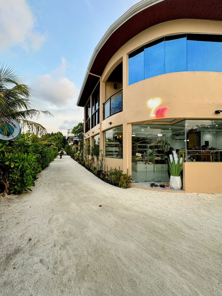 Bibee Maldives - View 18