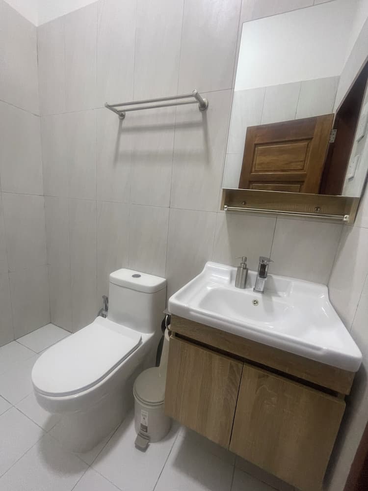 Mandhoo Inn - View 14