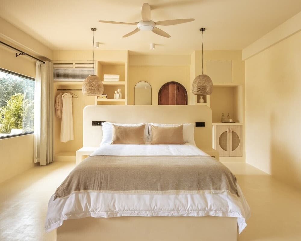 Isla Retreat - View 9