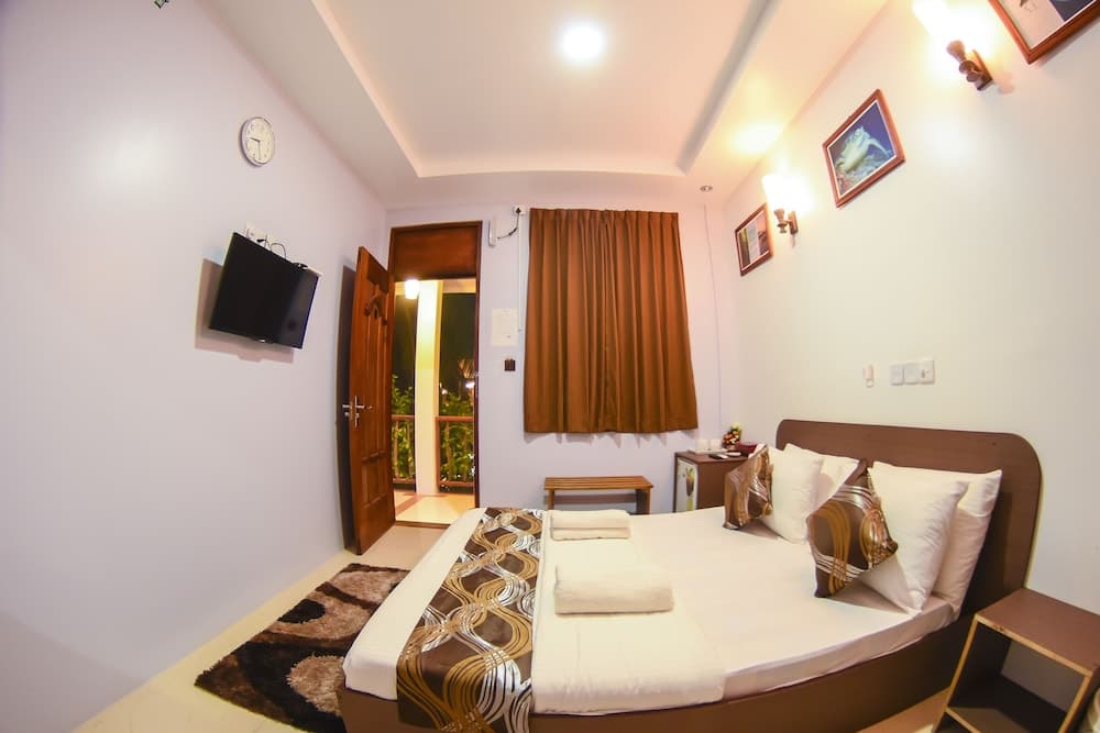 Casadana Thulusdhoo - View 3