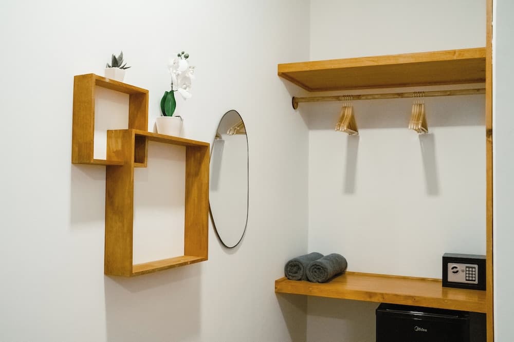 Island Serenity - View 7