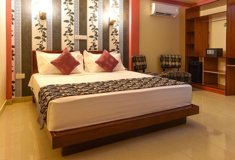 Surf Retreat - View 7