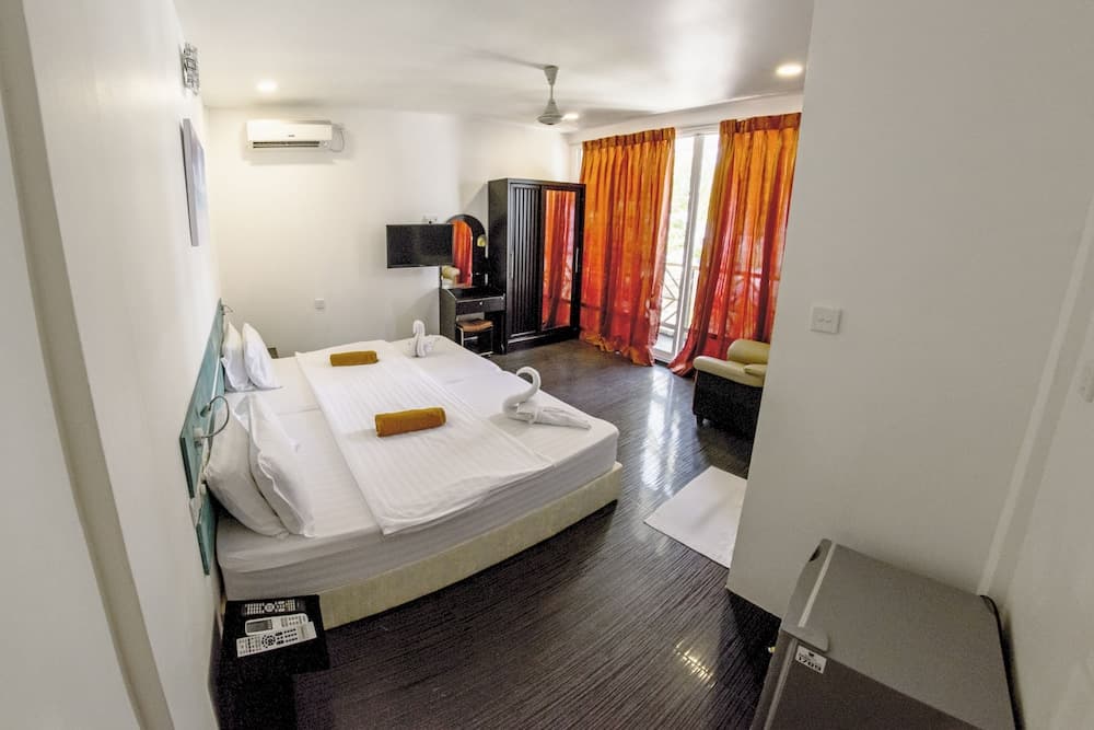 Seven Corals - View 18