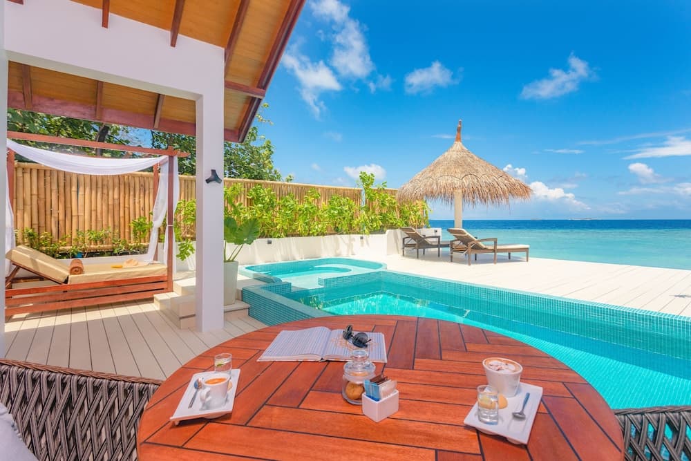 Malahini Kuda Bandos Resort - View 2