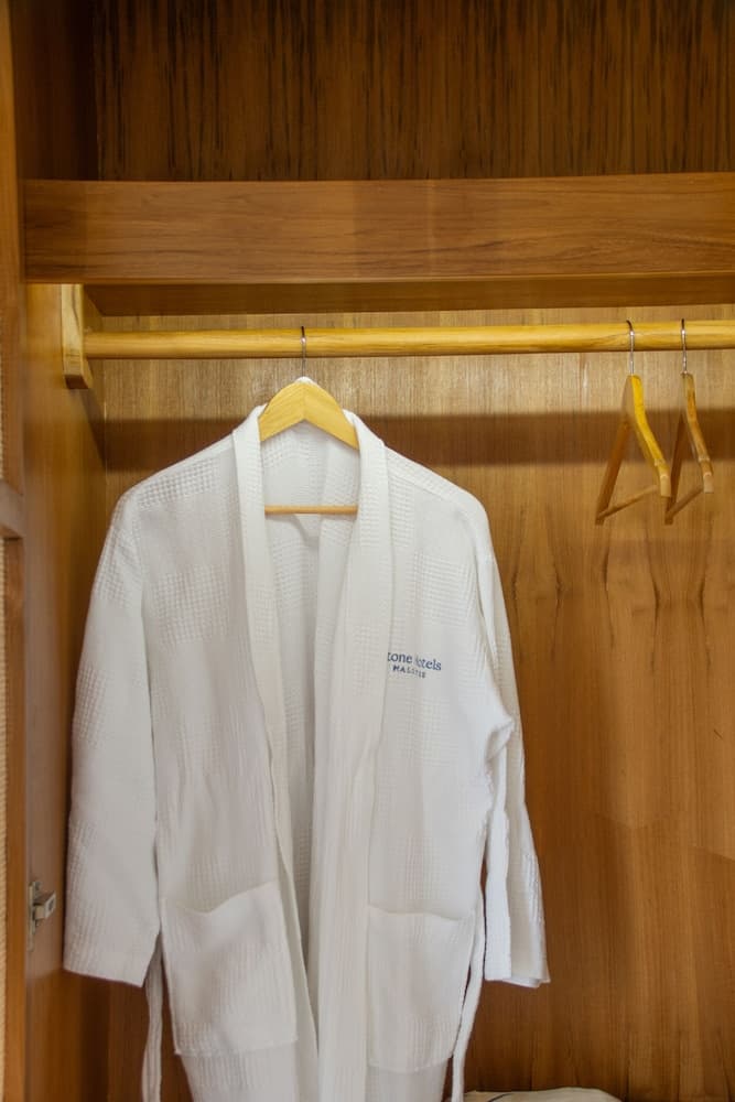 Stone Hotel Dhiffushi - View 131