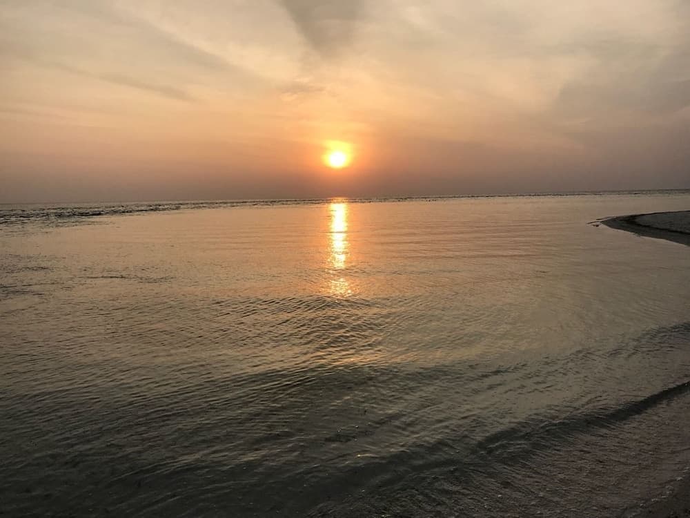 Sunnyside Maamendhoo - View 2