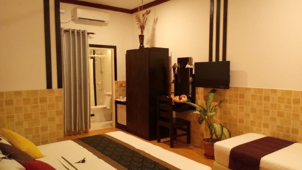 Equator beachinn - View 9