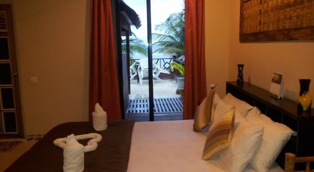 Island Cottage - View 7