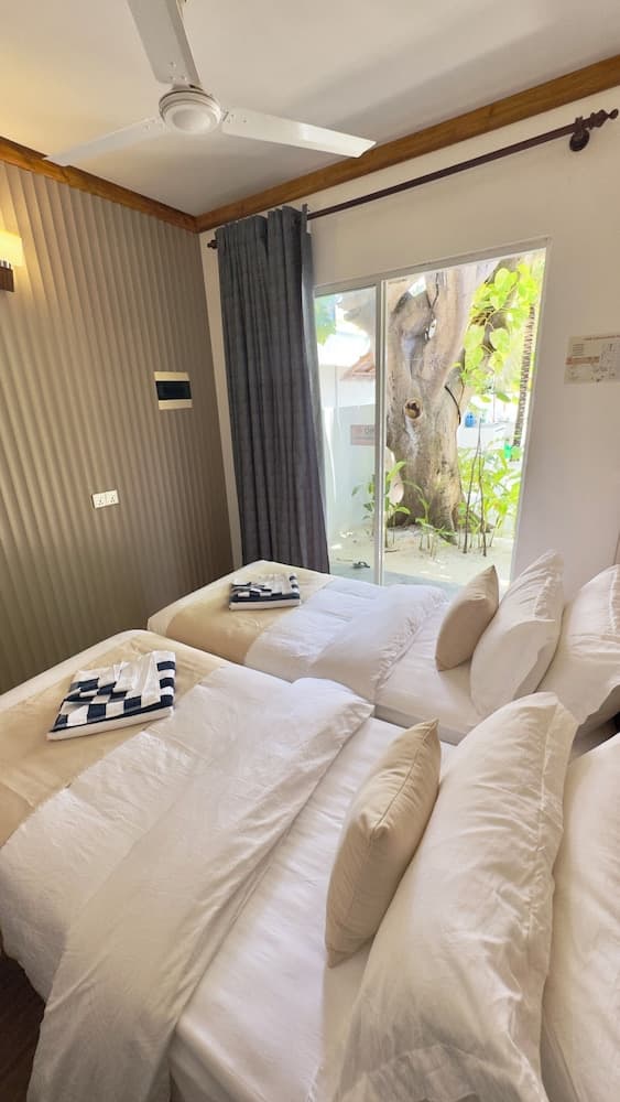 Navaya Dhiffushi - View 18