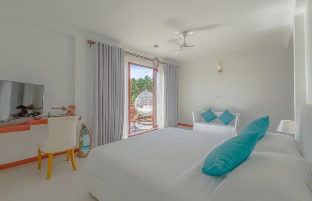 White Sand Dhigurah - View 38