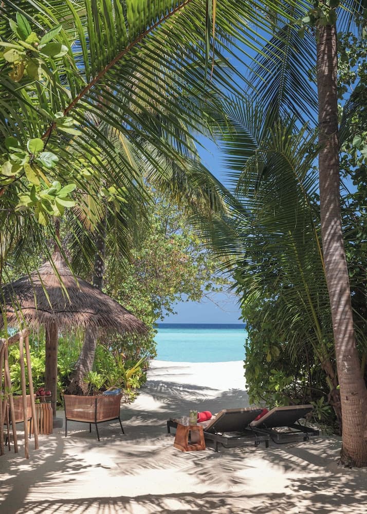 NH Collection Maldives Havodda Resort - View 64