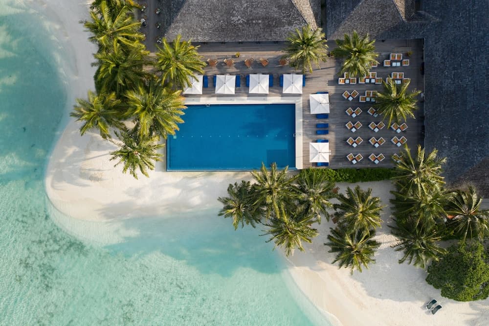 Vilamendhoo Island Resort & Spa - View 57