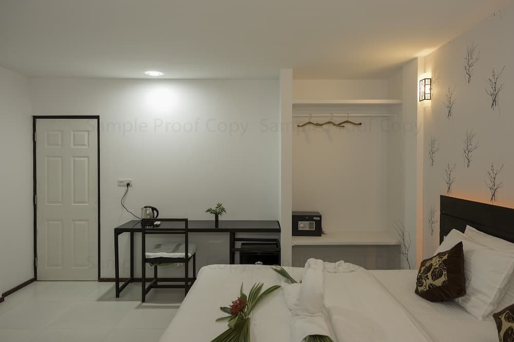 Crown Beach Hotel Maldives - View 10