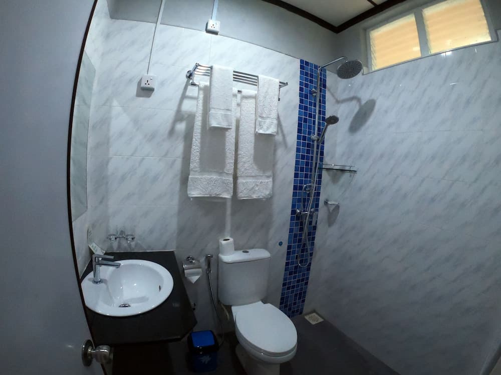 Omadhoo Inn - View 56