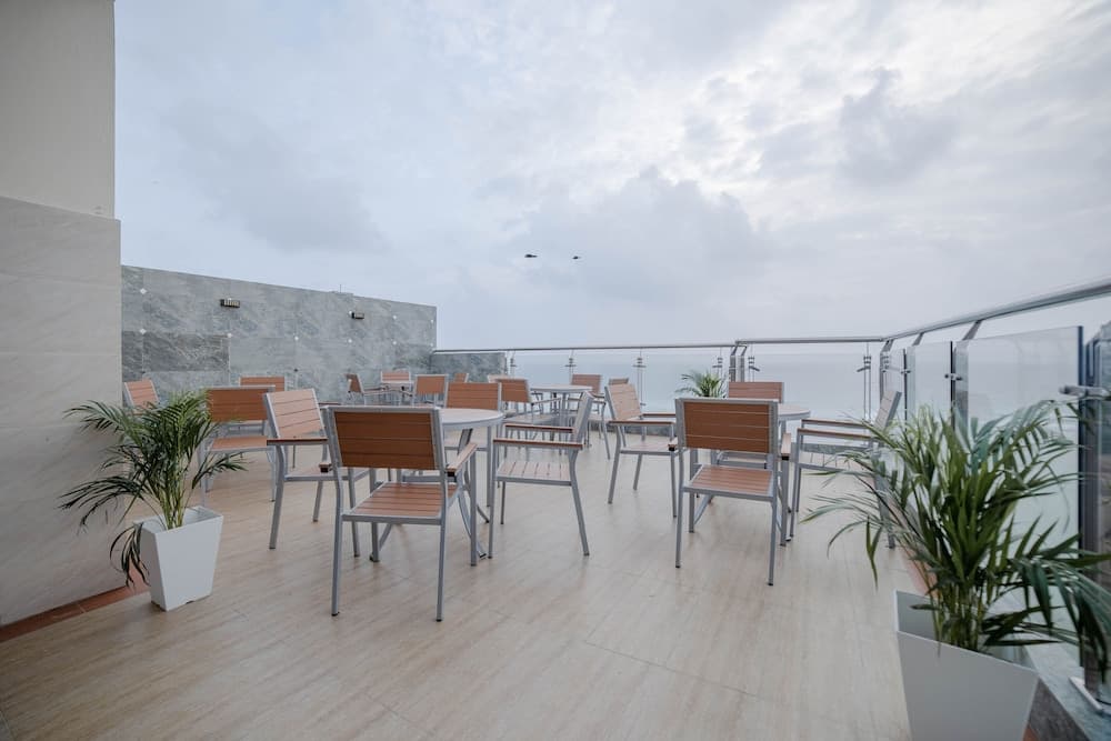Amber Beach - View 15