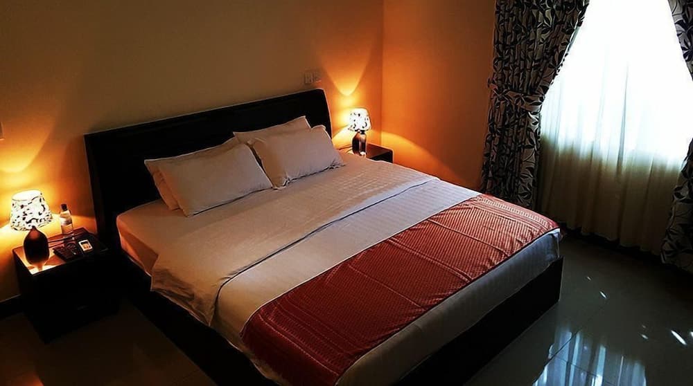 Charming Holiday Lodge - View 55