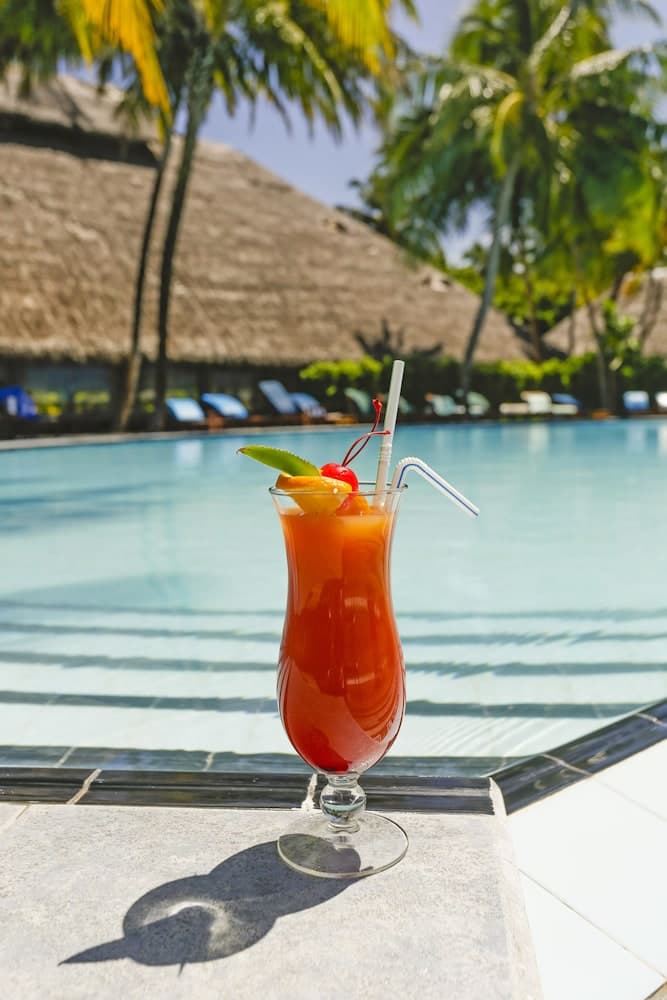 Medhufushi Island Resort - View 28