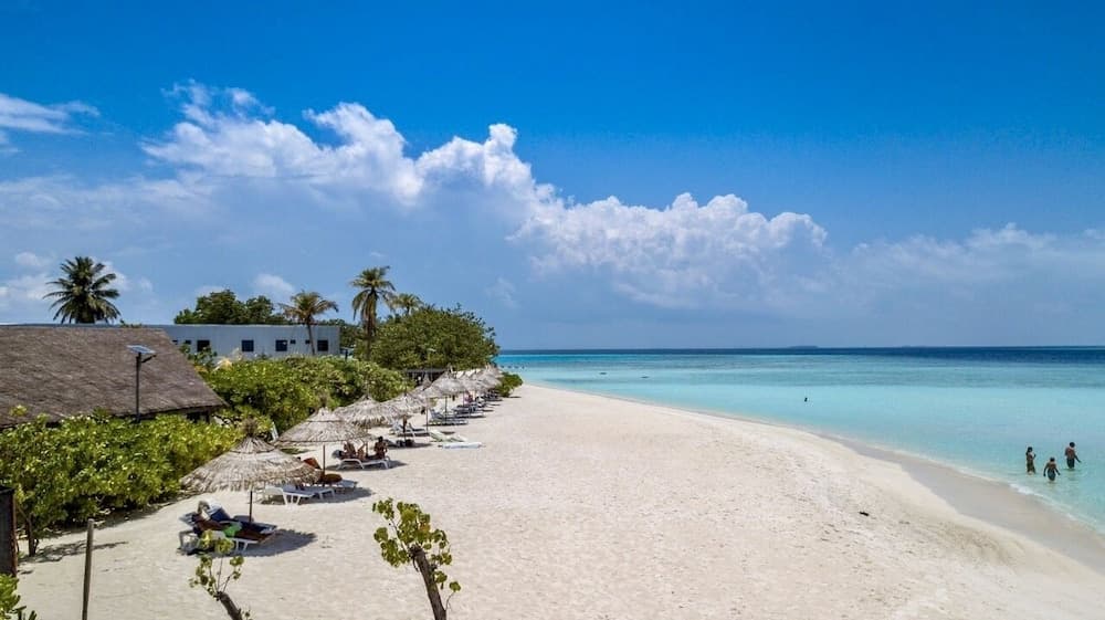 Island Side Gulhi - View 1