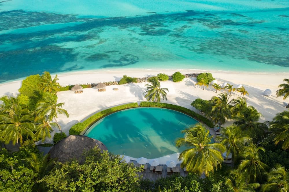 LUX* South Ari Atoll - View 6