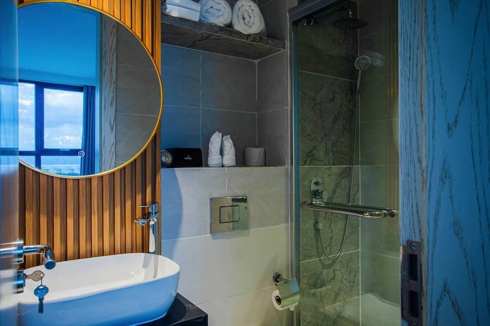 Beach Hotel Guraidhoo - View 14