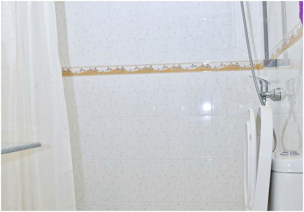 Fulidhoo Laperla Guesthouse - View 12