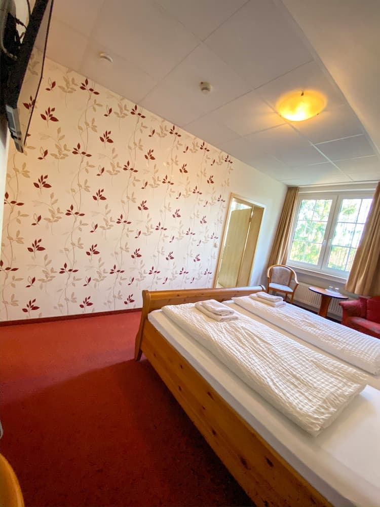 Global Residence - View 19