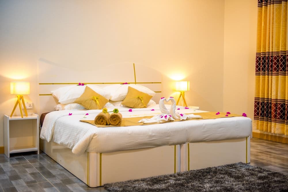 South Ari Inn - View 5