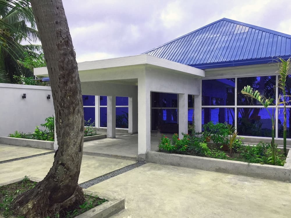 Sea Star Diving - View 2