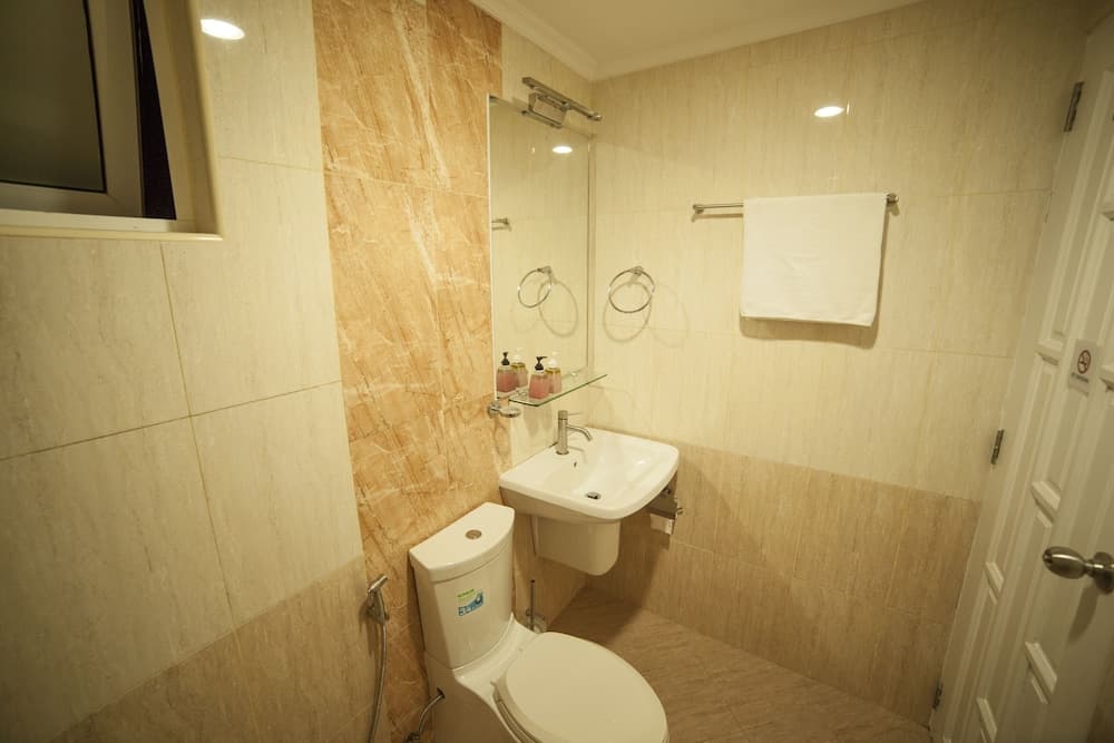 City Grand by Rivers - View 14