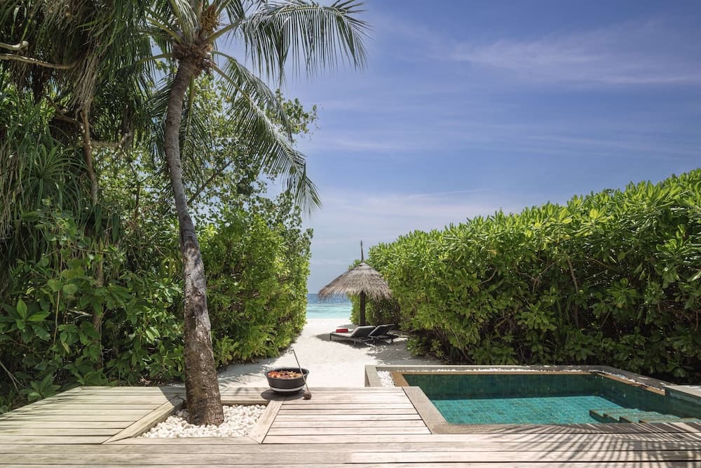 NH Collection Maldives Havodda Resort - View 4