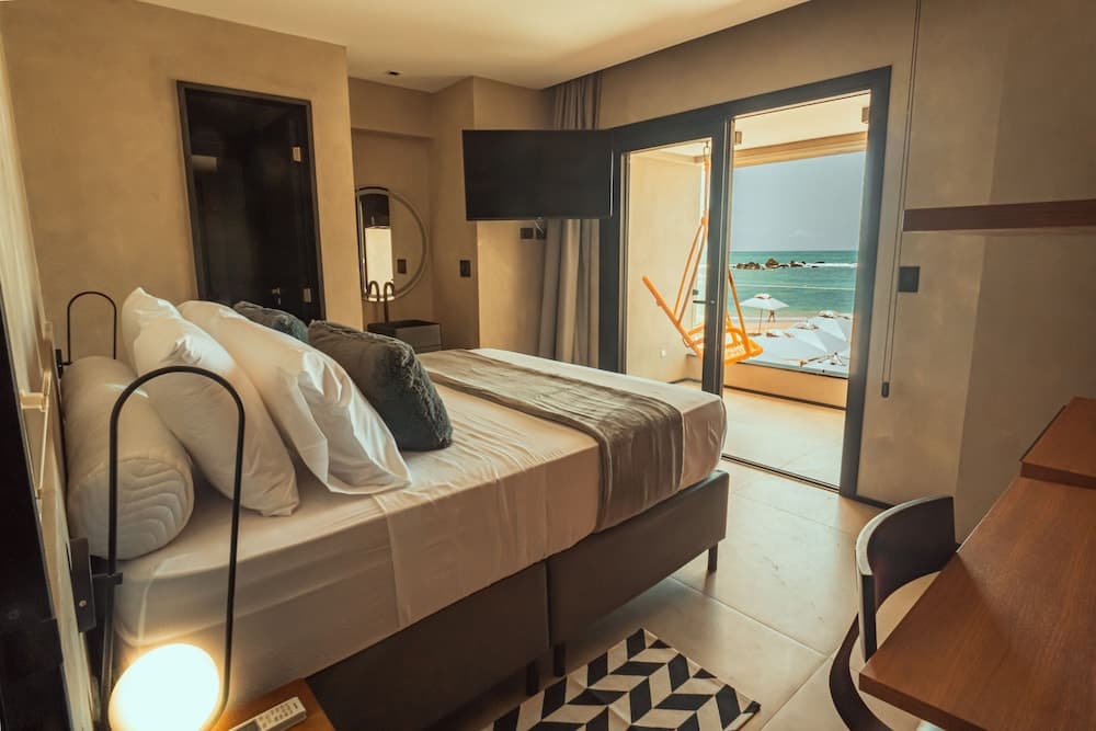 Stone Hotel Dhiffushi - View 102