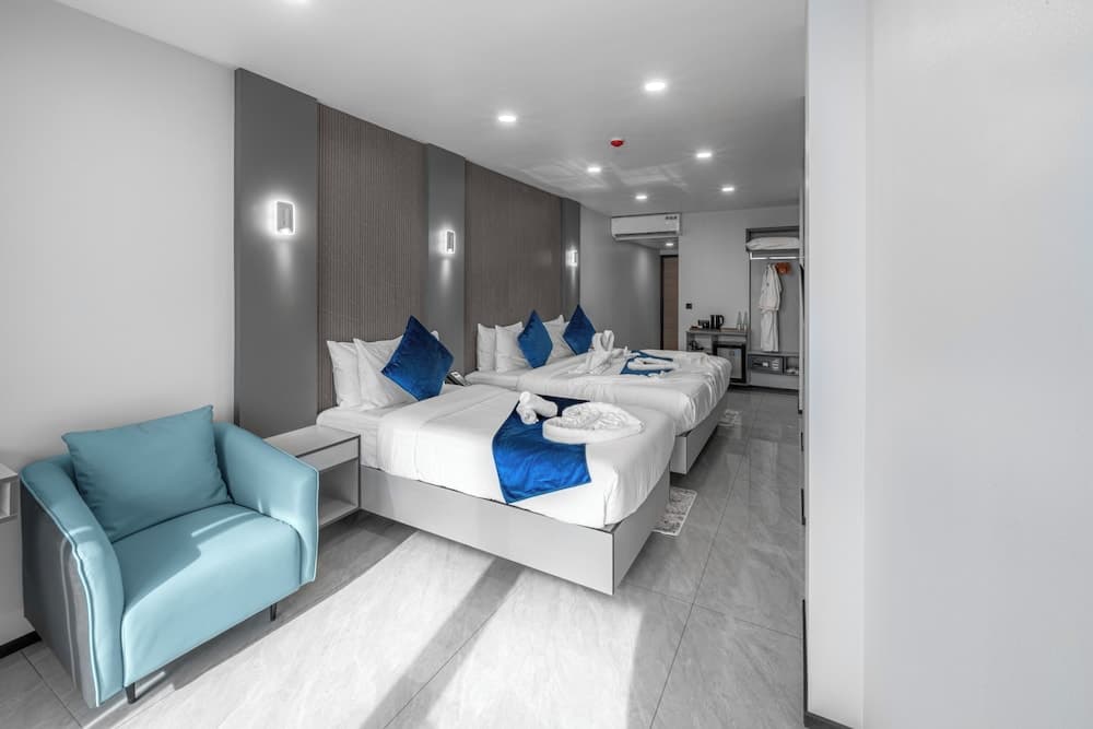 iCom Blue Sea View - View 5