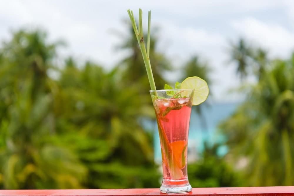 White Sand Dhigurah - View 12