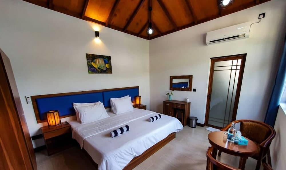 Blue Coral Vashafaru - View 29