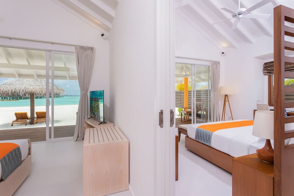 Dhigufaru Island Resort - View 5